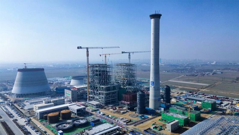 山东能源聊城祥光2×66万千瓦热电联产项目烟囱外筒顺利封顶